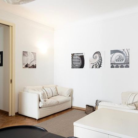 Elegante Bilocale In Montenapoleone - Brera มิลาน ภายนอก รูปภาพ